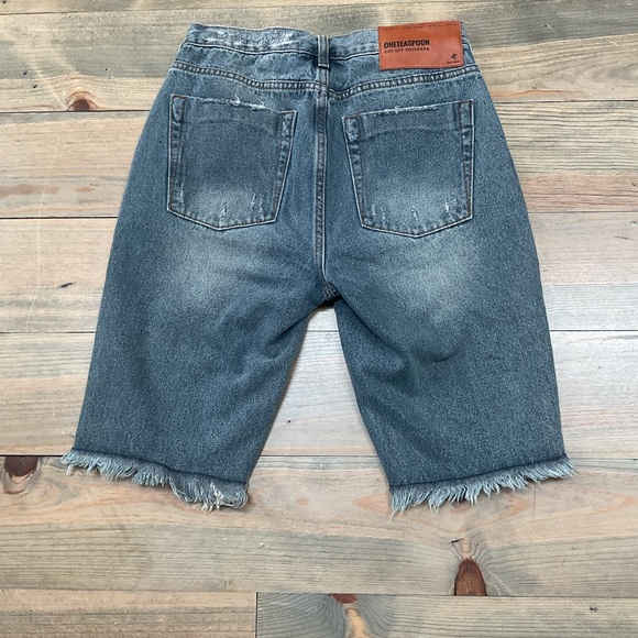 ONE TEASPOON “STEVIES TRUCKERS” SHORTS - Picture 7 of 7